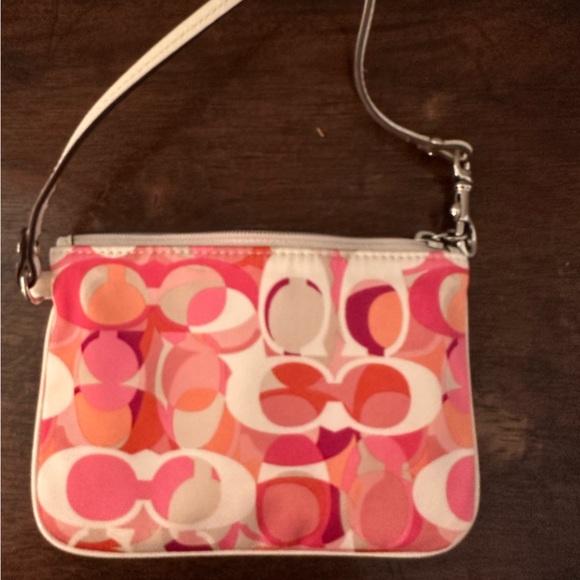 Coach wristlet - Picture 2 of 3